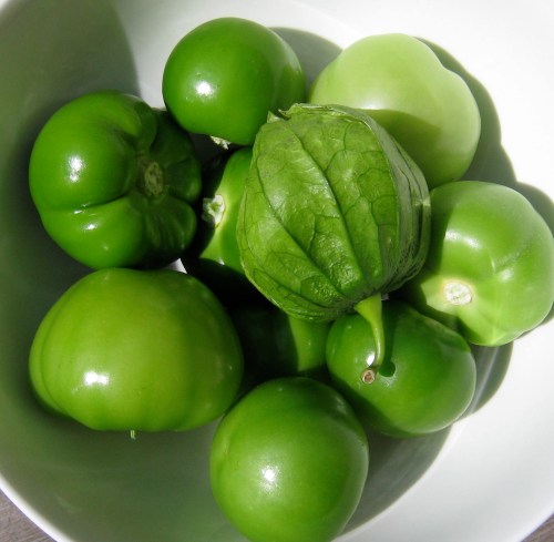 fresh tomatillos